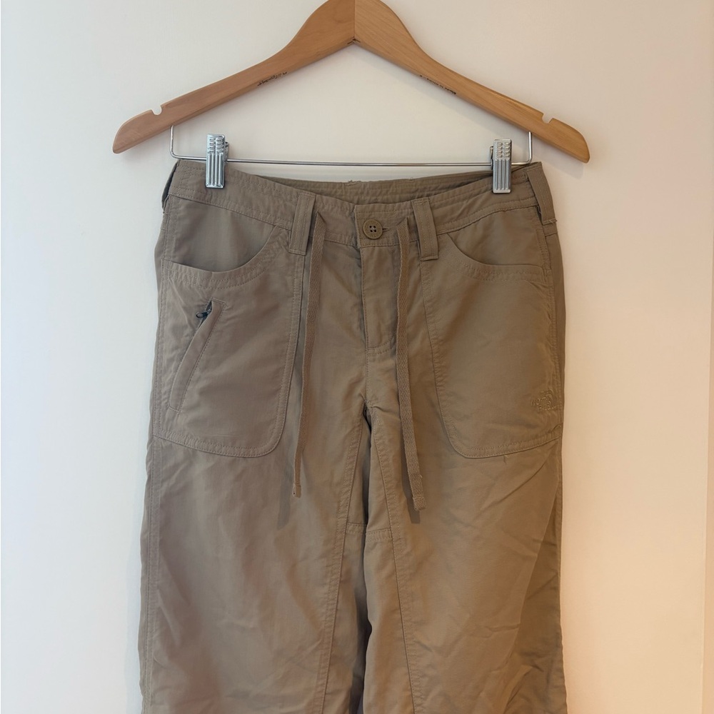 The North Face - Tan hiking Pants, size 0
